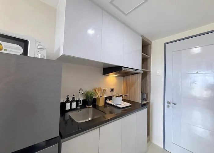 New Cozy Studio, Walk To Sm Jmall, Pool, Wifi Apartment *